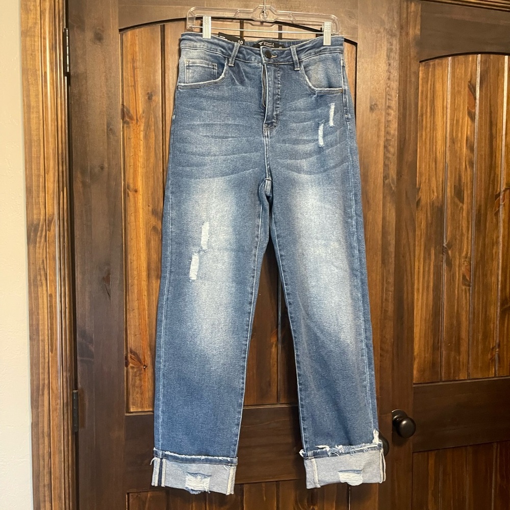 L&B Women's Straight-Leg Distressed Medium Blue Jeans